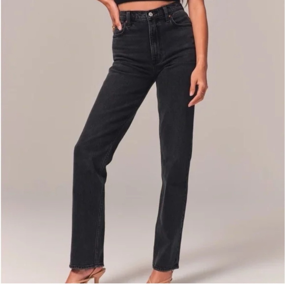 Abercrombie The 90s Straight Ultra High Rise Jeans Black Size 28/6R